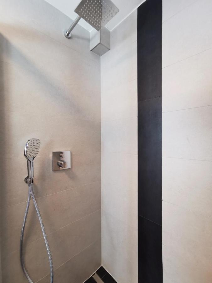 Neues City Center Piano Appartement Mit Netflix Klagenfurt am Woerthersee Eksteriør billede