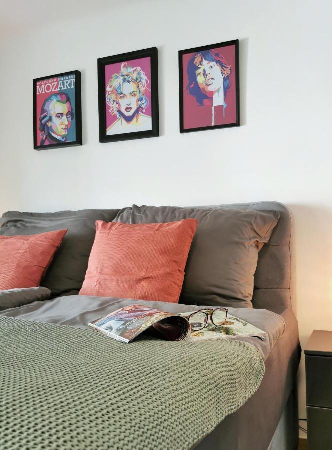 Neues City Center Piano Appartement Mit Netflix Klagenfurt am Woerthersee Eksteriør billede